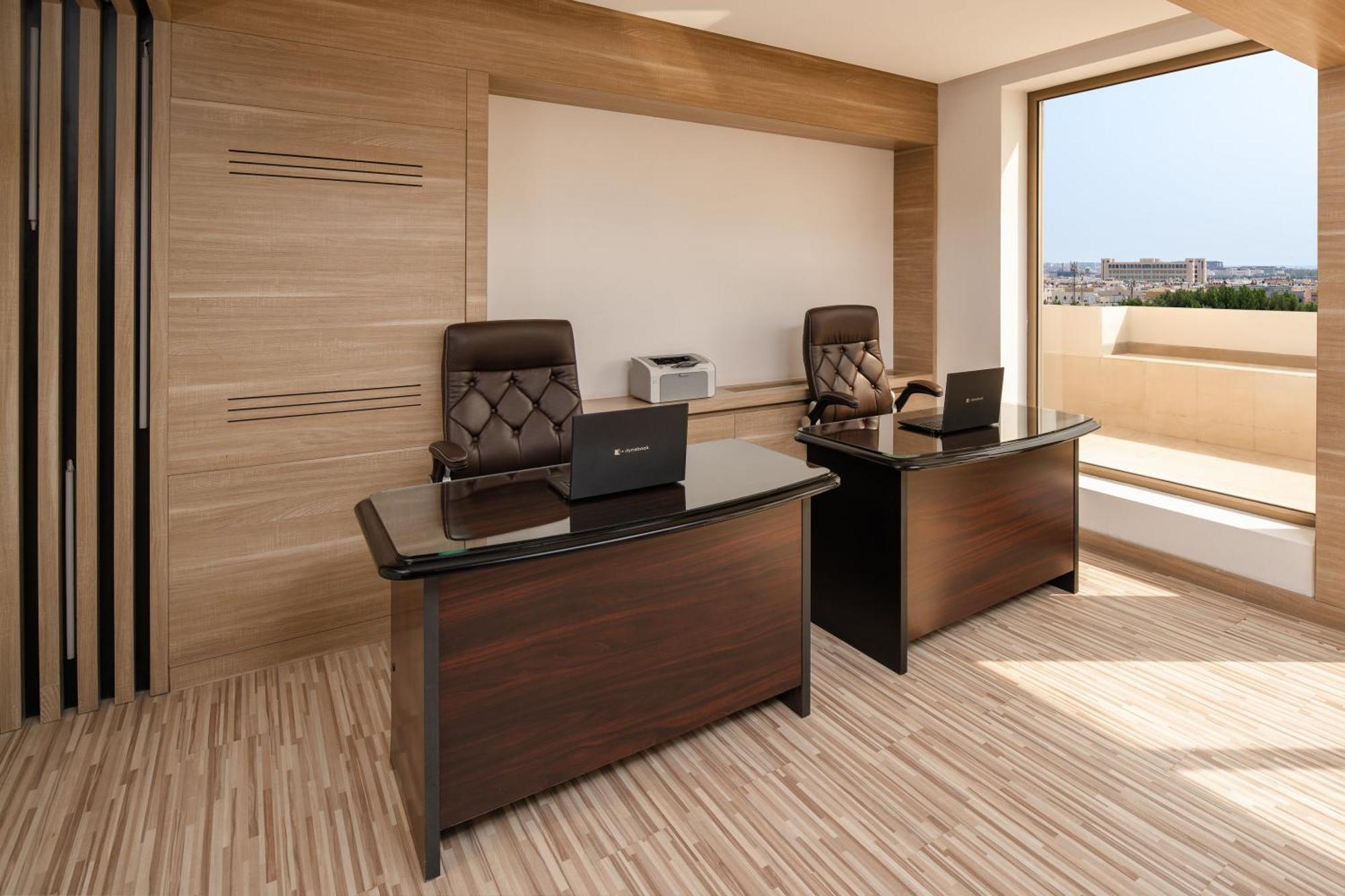 Carlton Al Moaibed Hotel Dammam Exterior foto Office interior design