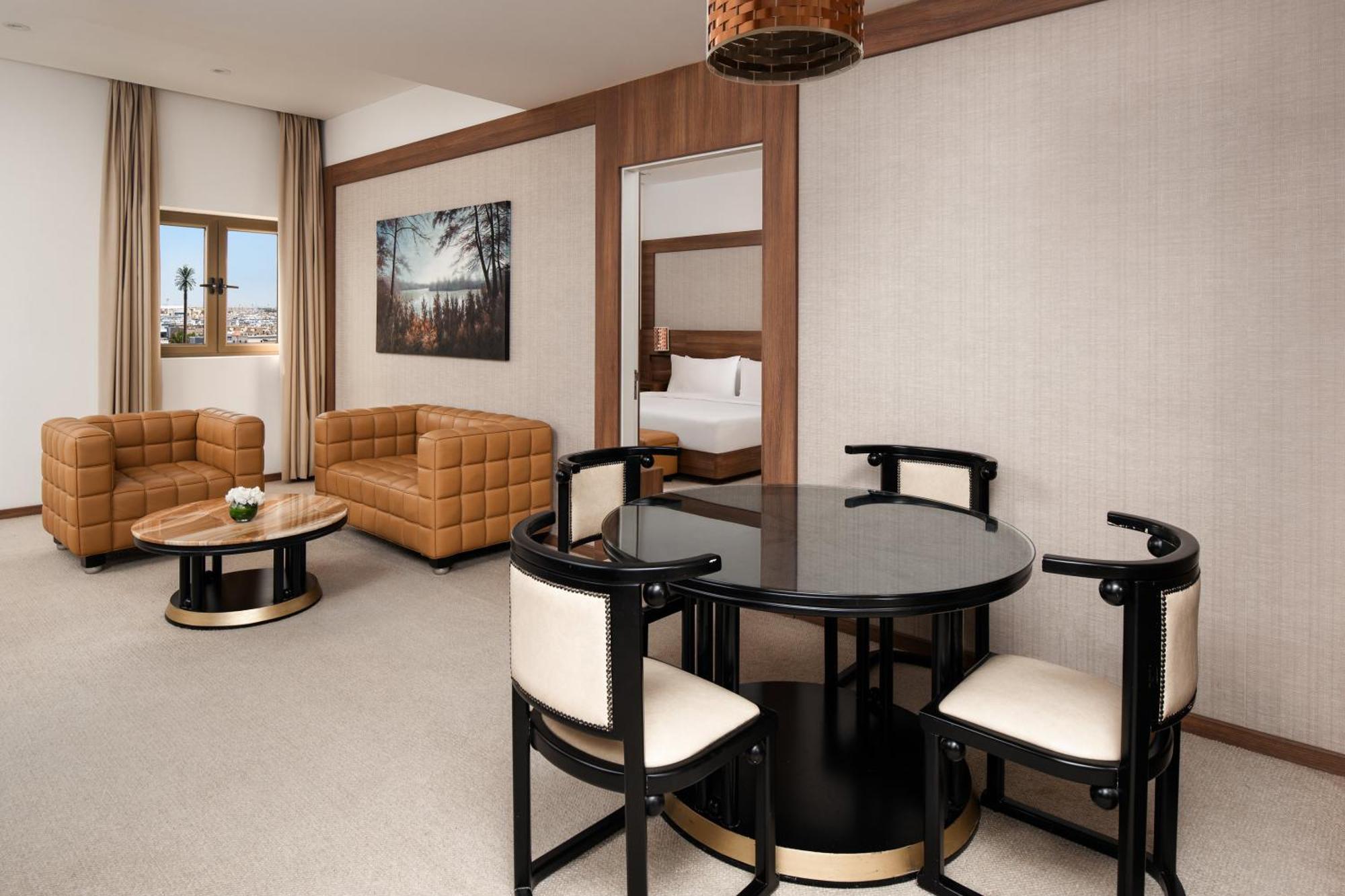 Carlton Al Moaibed Hotel Dammam Exterior foto Suite