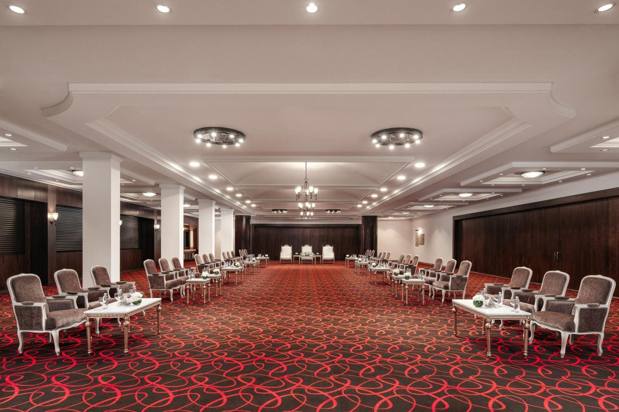 Carlton Al Moaibed Hotel Dammam Exterior foto The ballroom